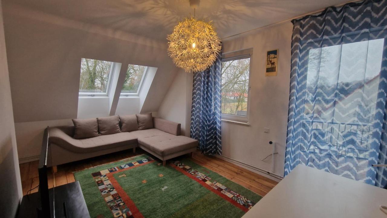 Appartement With Parking In 11 Berlin